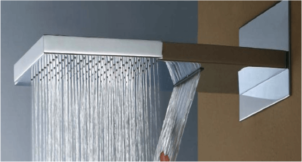 Douche de tête murale SP-W01 avec jet pluie et cascade en fonctionnement