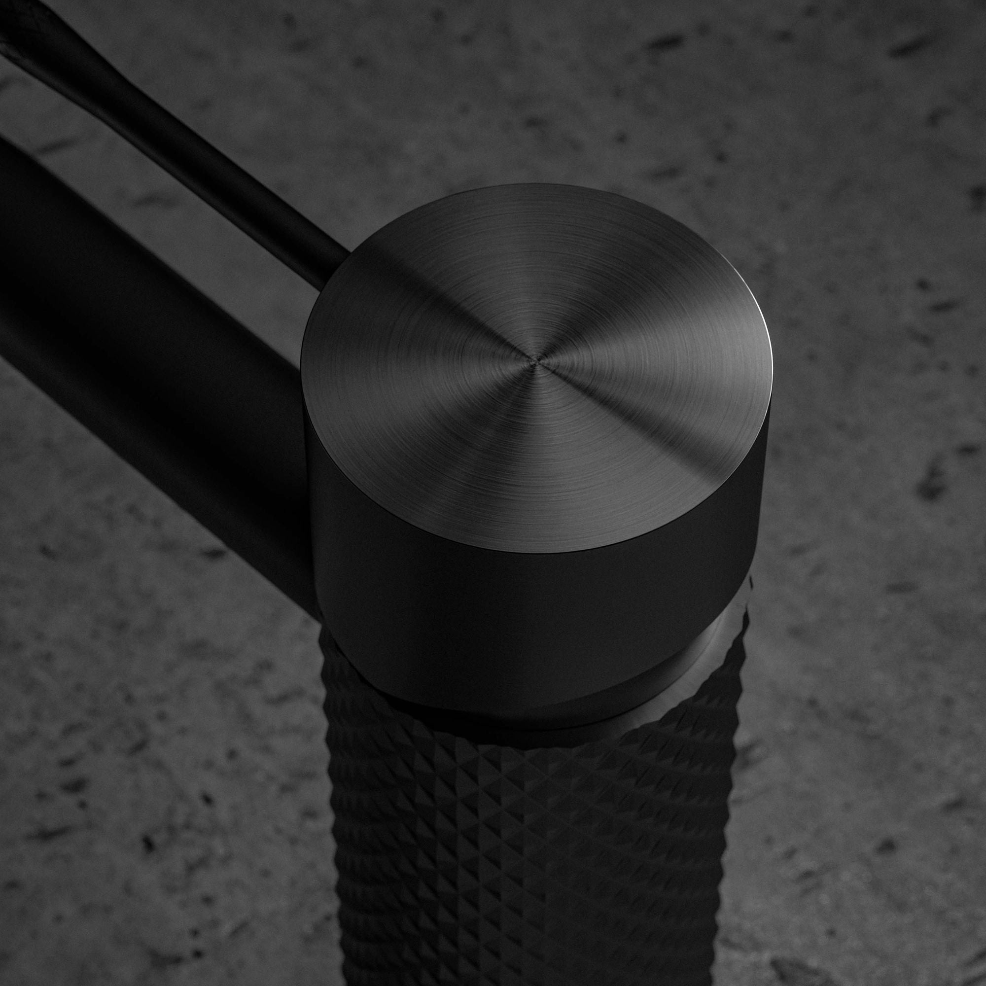 Stilform mit robinet de lavabo de la série Iconic en gunmetal