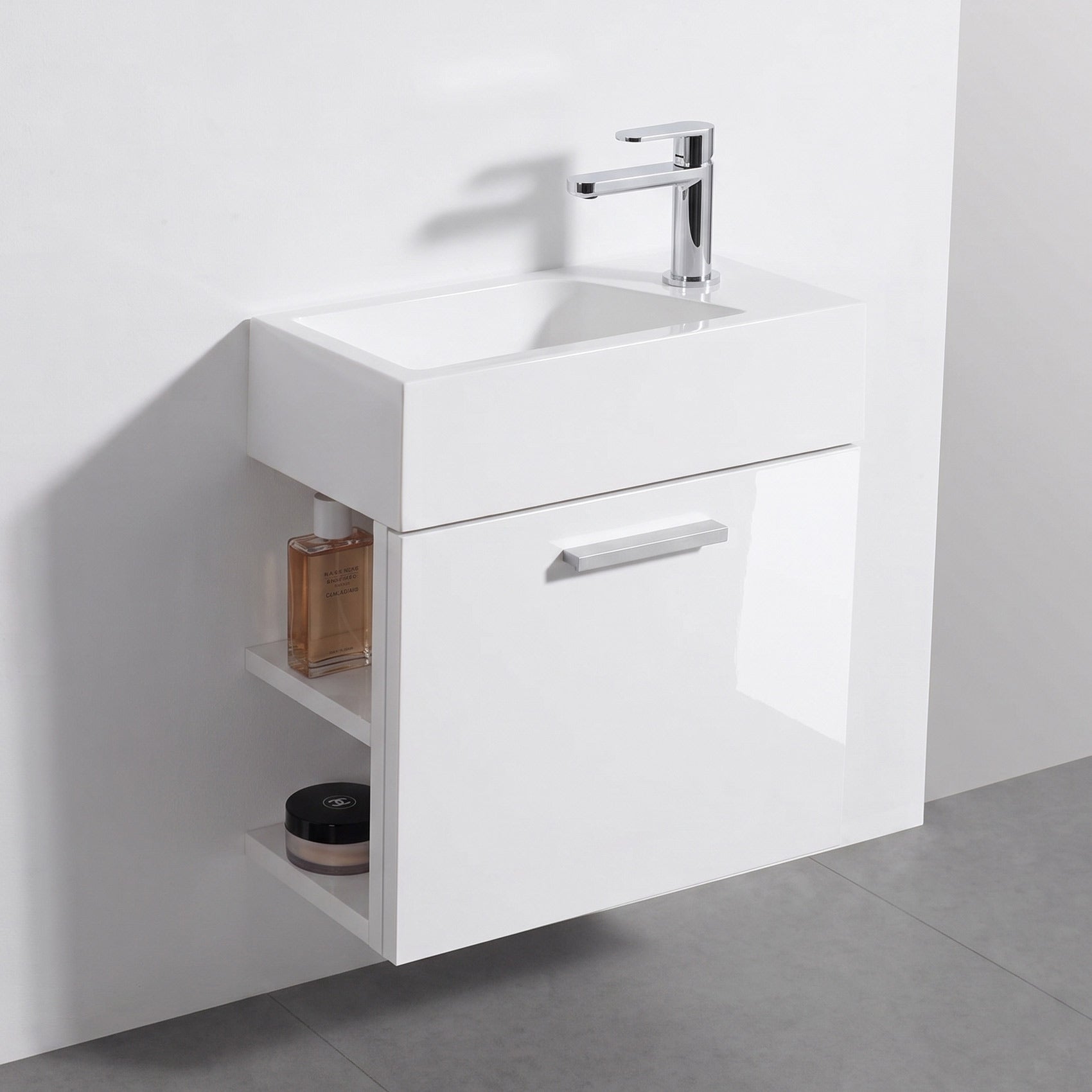 Ensemble de meubles de salle de bain pour WC invités avec lavabo et meuble inférieur