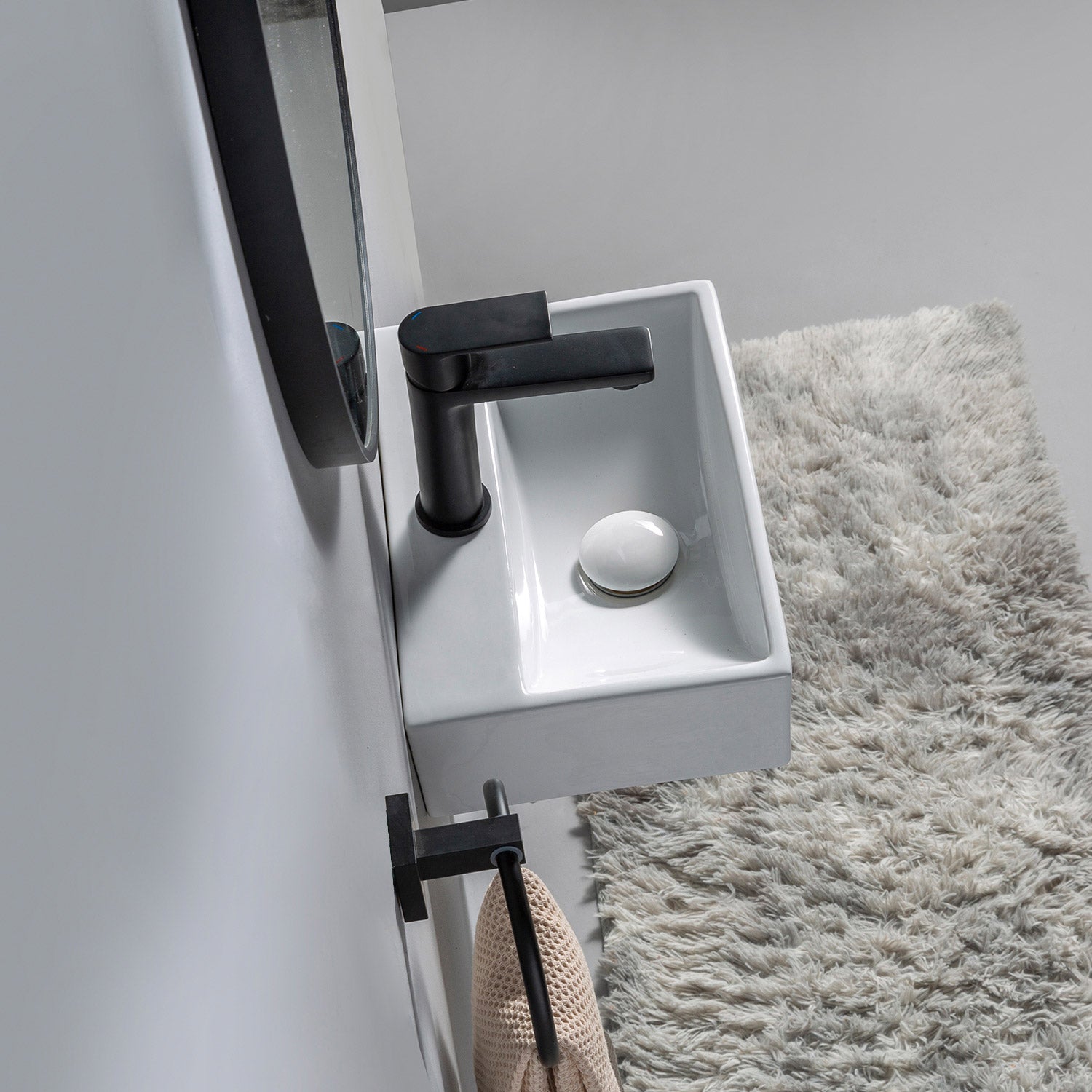 Lavabo Paris 36x25 cm en céramique fine pour montage mural ou à poser, avec trou pour robinet