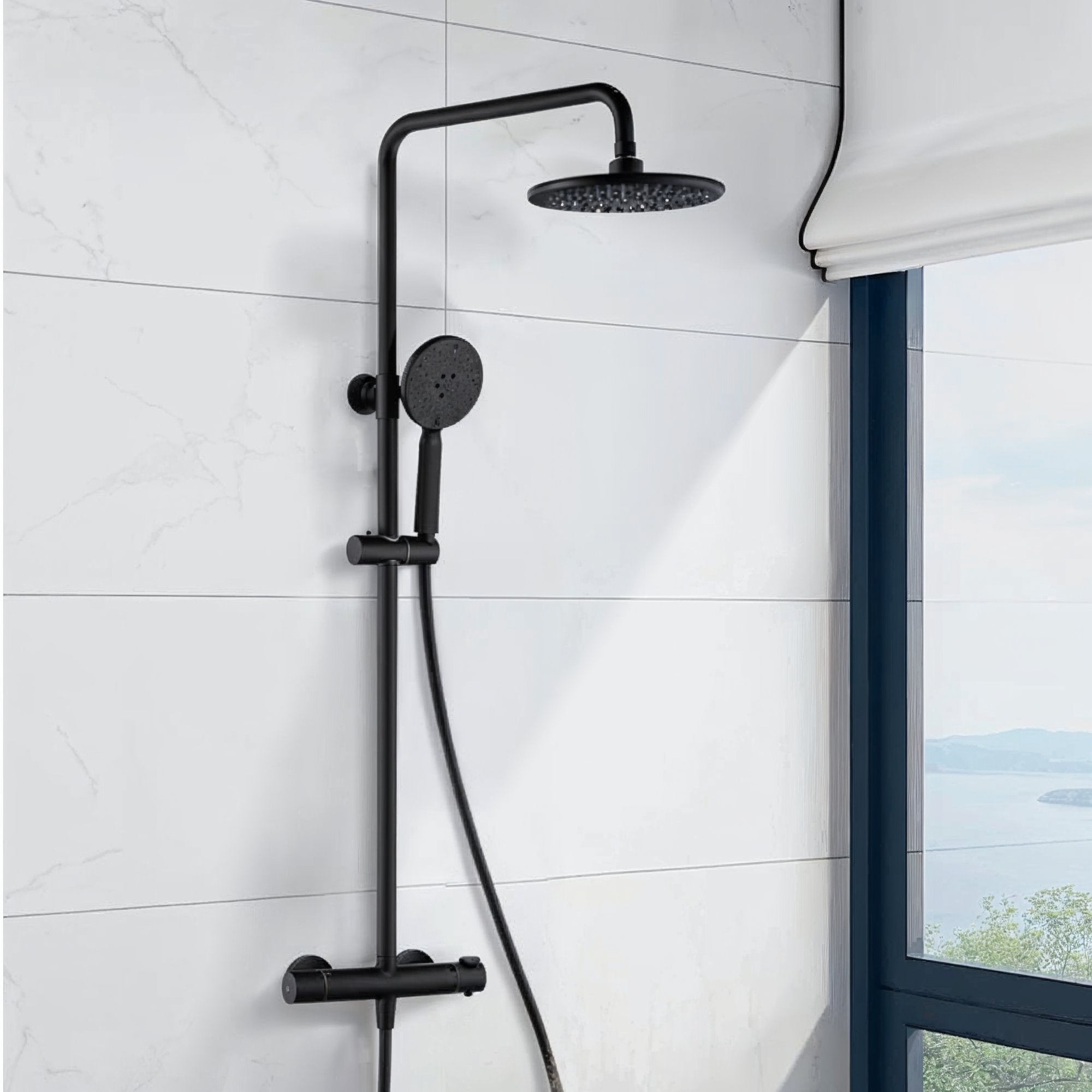 Colonne de douche thermostatique Highline Pro incluant pommeau de douche et douchette à main noir mat