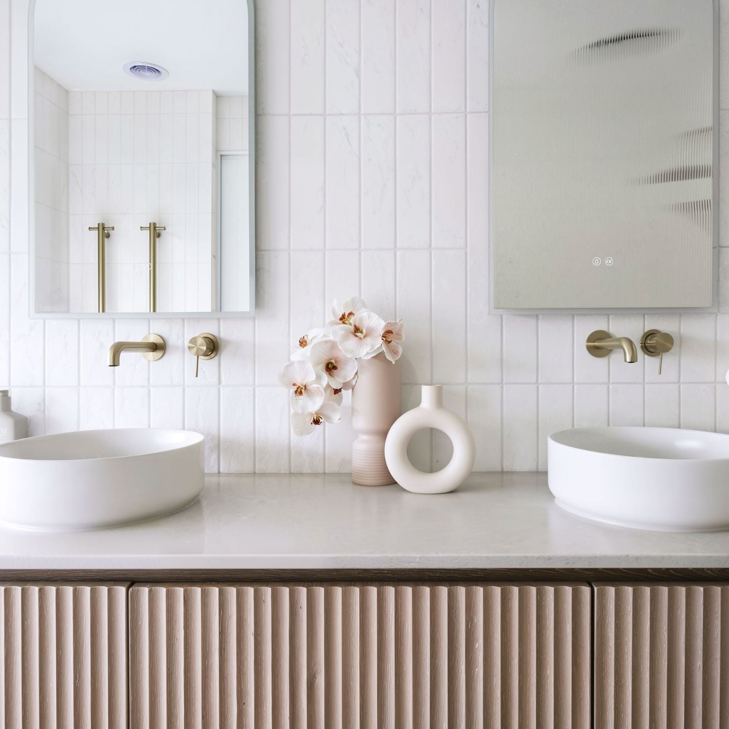 Mitigeur lavabo encastré ICONIC monocommande incluant corps principal en laiton brossé