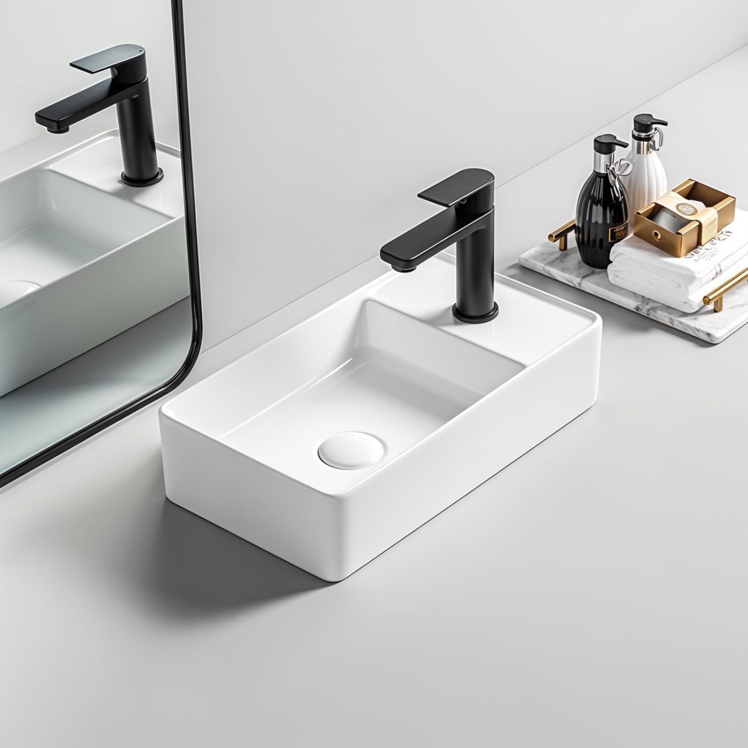 Umywalka do WC dla gości SOHO 2.0 w rozmiarze 46 x 25 x 12 cm z wysokiej jakości ceramiki, do montażu na ścianie lub jako umywalka nablatowa z otworem na baterię