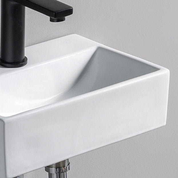 Lavabo Paris 36x25 cm en céramique fine pour montage mural ou à poser, avec trou pour robinet