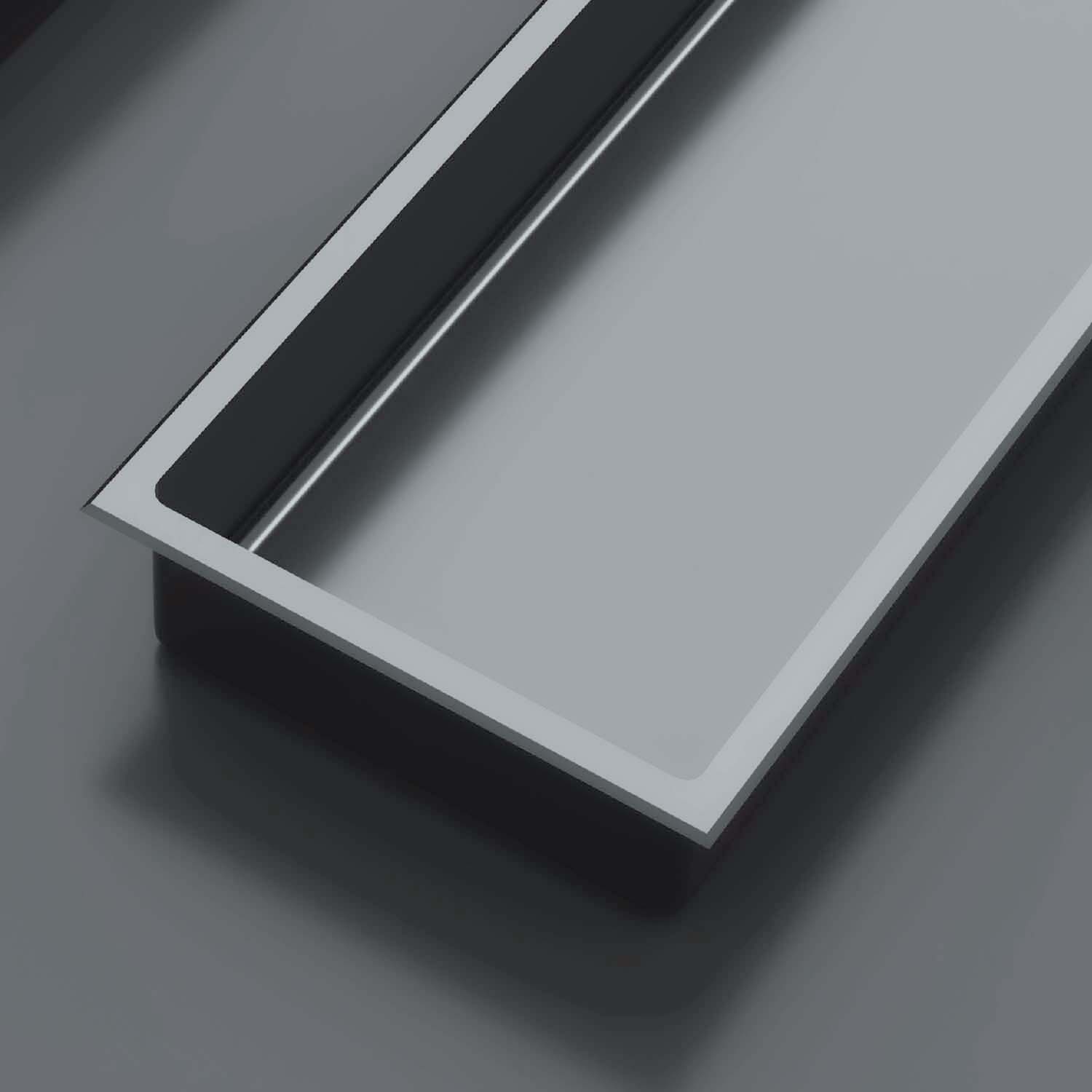 Nicchia da parete Stilform in acciaio inox spazzolato, disponibile in 30x30, 60x30 o 90x30 cm