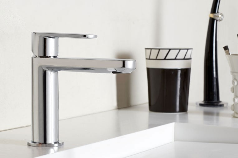 Modern wash basin mixer Highline Chrome